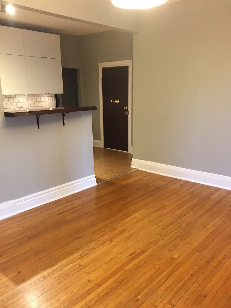 2 bed, 1250 sqft, $2,450 — Photo 4