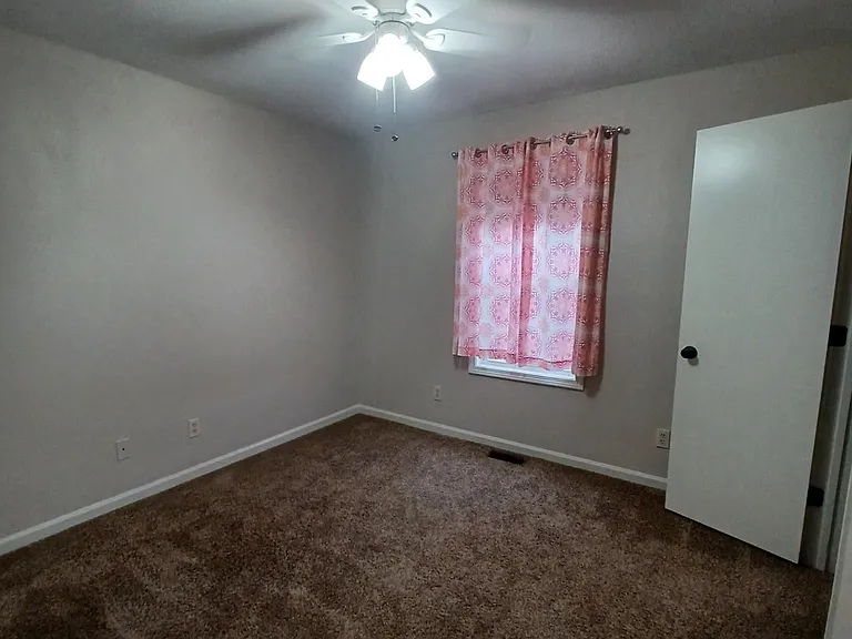 3200 N Senseney Cir — Photo 8