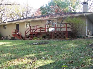 18 Timber Ridge Dr, Fairbury, IL 61739