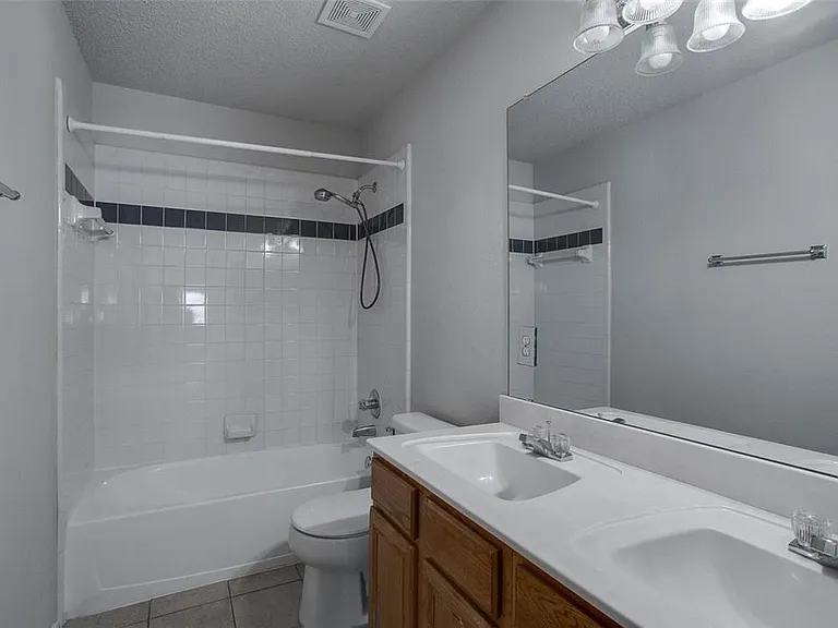 7808 Silver Sage Dr — Photo 8
