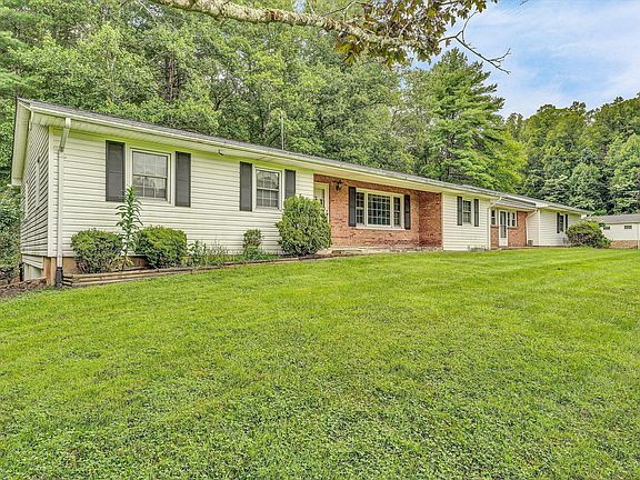 3rd image of 2286 Drewrys Hill Rd
