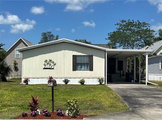 573 Cape Florida Ln, Naples, FL 34104