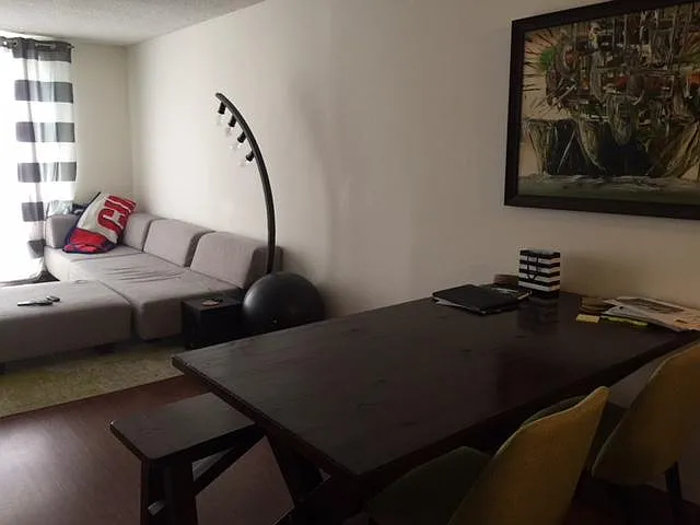 311 Montana Ave #302 — Photo 3