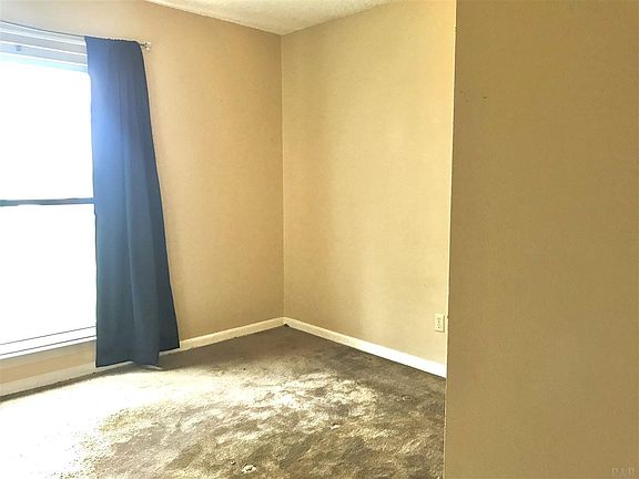 2nd image of 3113 Las Brisas Dr