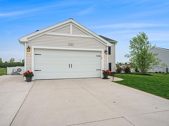 3rd image of 4249 Shetland Dr