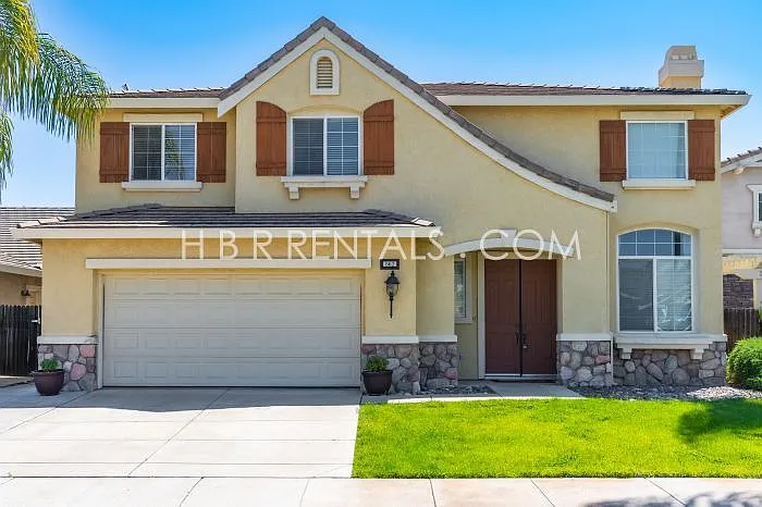 562 Banff Ct photo 1
