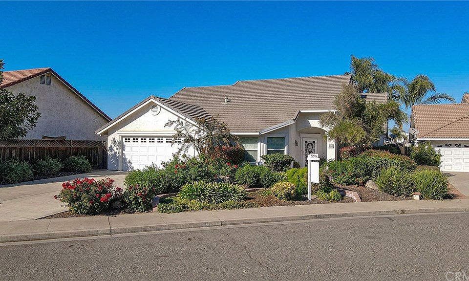 1st image of 209 Harbor Dr