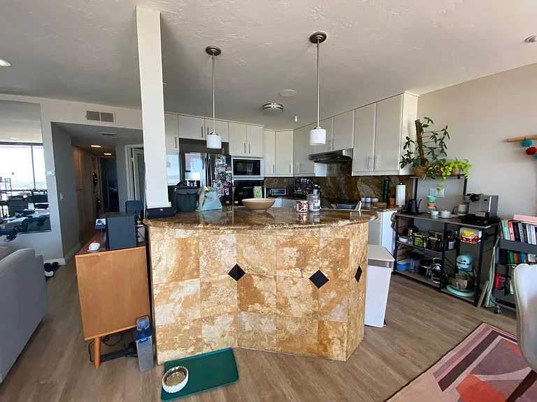 2414 Front St #3X — Photo 21