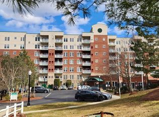 36 Village Rd APT 310, Middleton, MA 01949