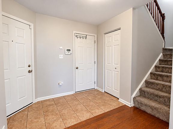 3rd image of 11144 Tennessee St