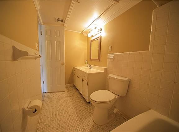 5th image of 2724 Whitney Pl
