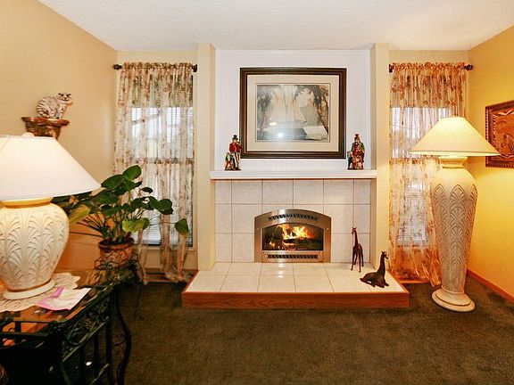 3rd image of 20088 Woden Ct NE