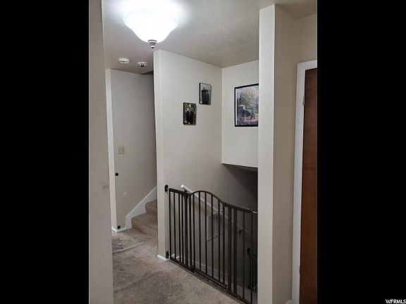 4th image of 1035 E 180 S