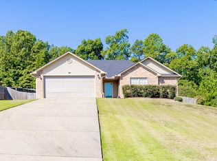 1207 Samuel Adams Cv, Benton, AR 72019