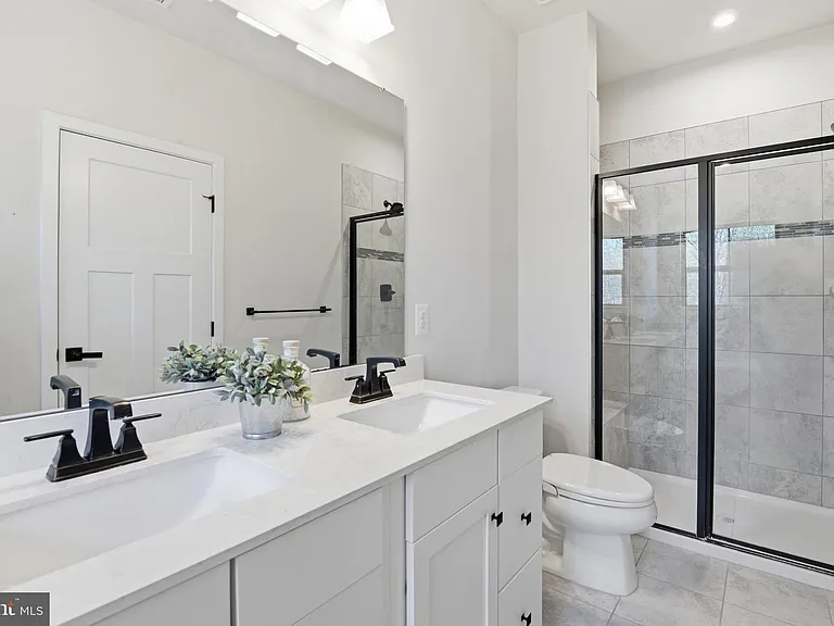 5927 Pecking Stone St — Photo 11