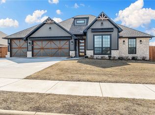 1901 Shelby St, Pea Ridge, AR 72751