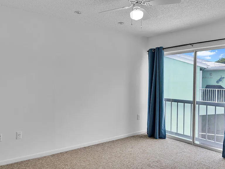 98402 Windward Ave #98402 — Photo 13
