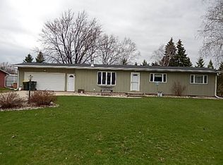 178 Villa Dr, Neenah, WI 54956