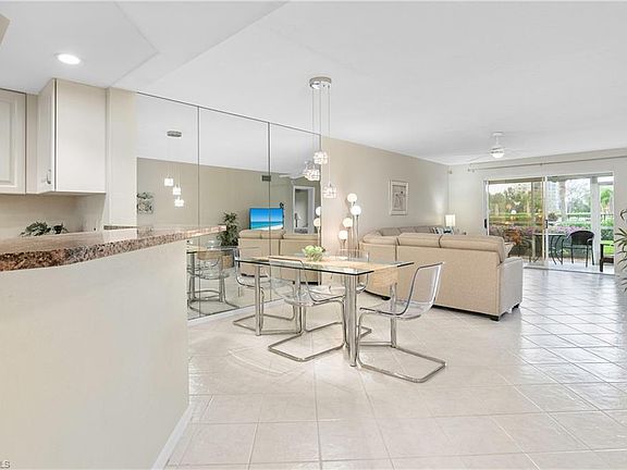 4th image of 360 Horse Creek DR #106