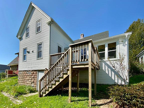 5th image of 32 Shackford St
