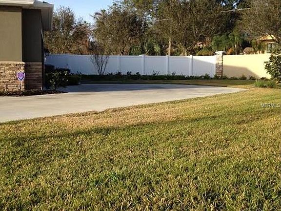3rd image of 1042 Flagstone Ct