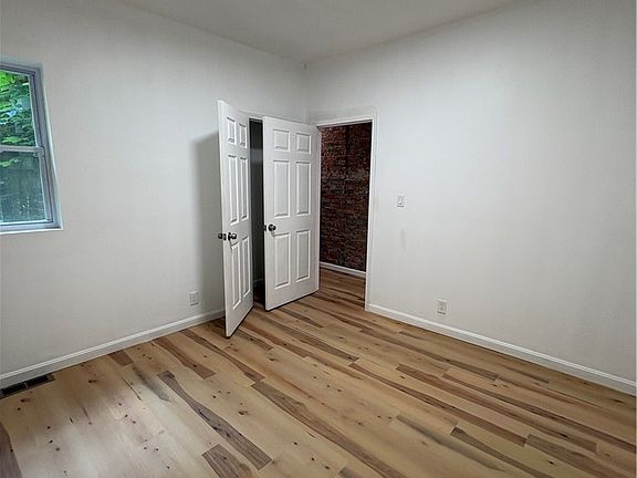 3rd image of 2321 Centre Ave