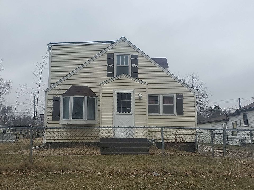 1st image of 856 Marie Ave