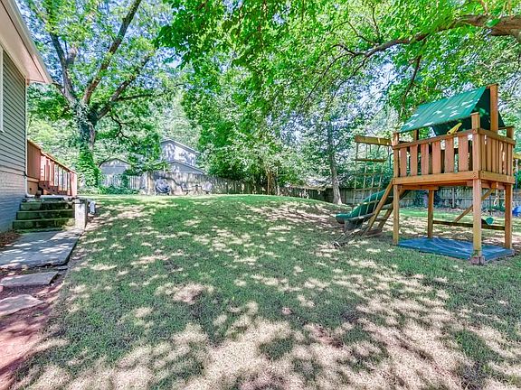 4th image of 231 Seminole Dr NE