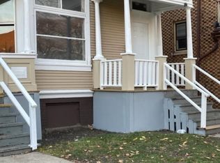 1325 W Mineral St #1327, Milwaukee, WI 53204