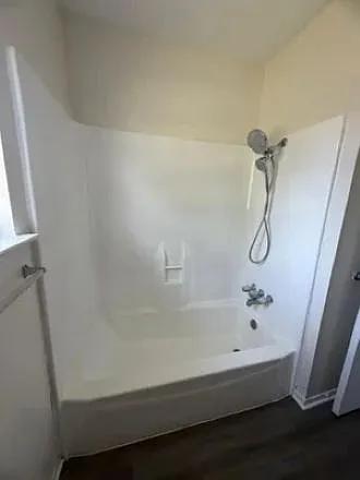 305 E Eggleston St #2 — Photo 5