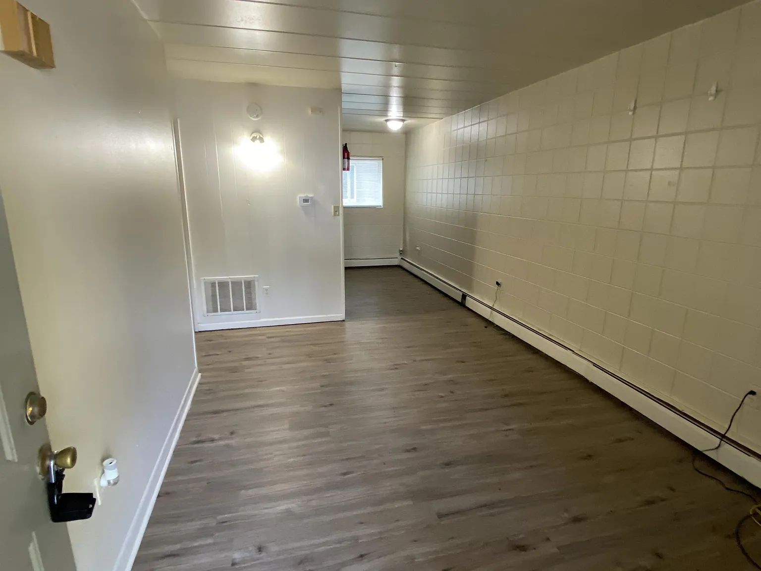 800 W Church St - Apt 10 — Photo 2
