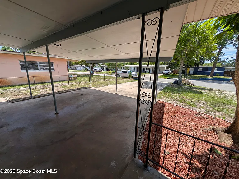 3225 Flamingo Ct — Photo 2