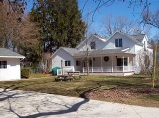 383 S Rush St, Pentwater, MI 49449