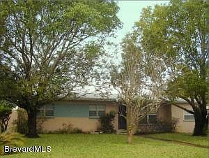 2nd image of 80 Chapel Ln