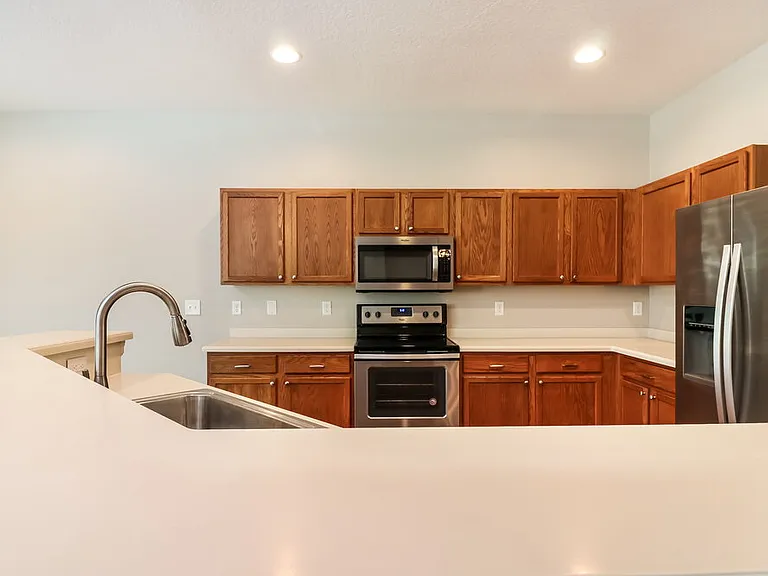 742 Star Pointe Dr — Photo 6