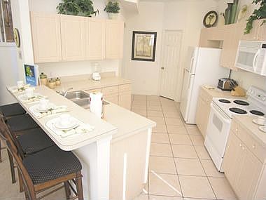 3rd image of 8159 Sun Palm Dr