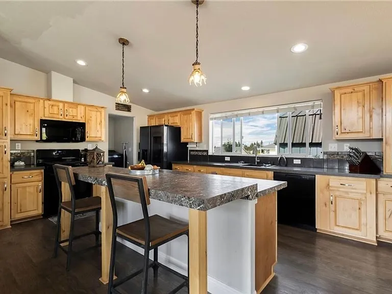 918 Deer Creek Ln — Photo 7