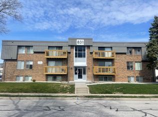 Silver Wood Apartments, Bowling Green, OH 43402