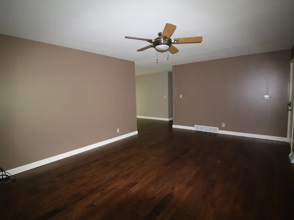 133 Youngridge Dr, Union, MO 63084