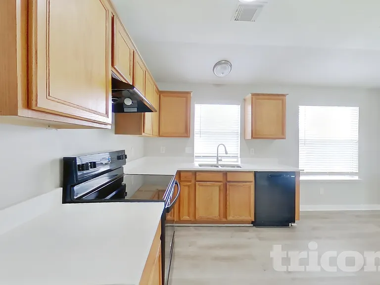 16507 Lazy Ridge Rd — Photo 5