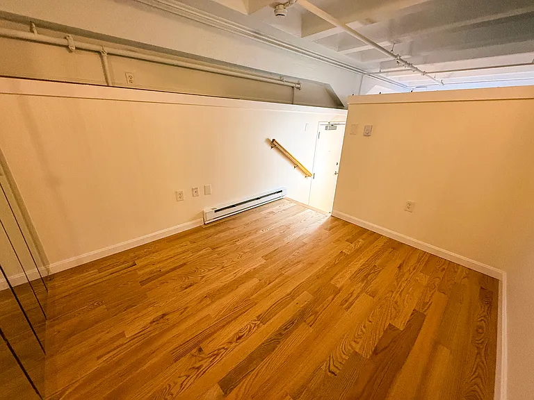 12 Stoneholm St #309 — Photo 9