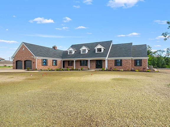 2nd image of 5217 Green Pine Ln