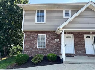 2401 S Woolery Mill Dr #30, Bloomington, IN 47403