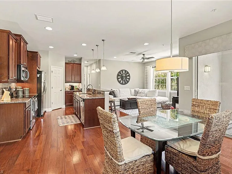 23440 Alamanda Dr #201 — Photo 4