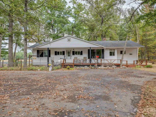 2169 Brady Dr, West Branch, MI 48661