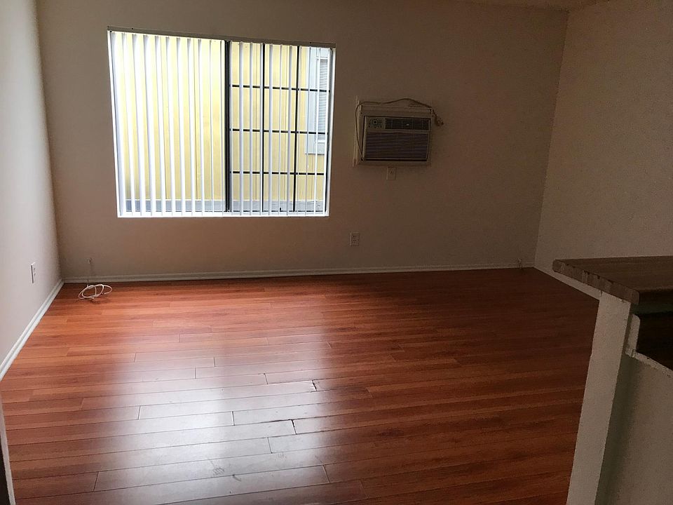 7423 N Lankershim Blvd North Hollywood CA Zillow