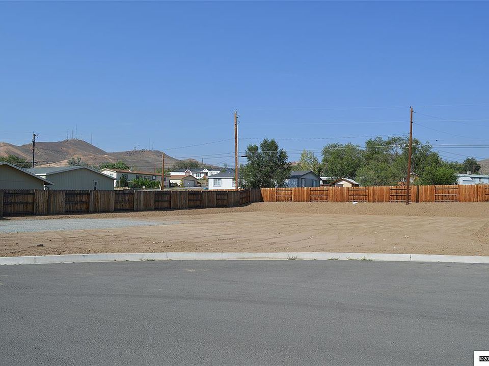 2nd image of 5605 N Shepherd Cir