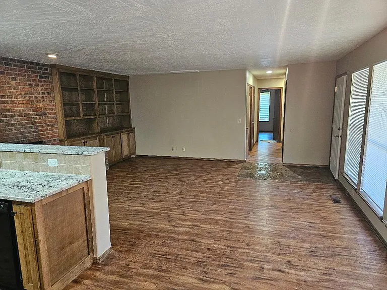 3827 Belhaven Cir — Photo 6