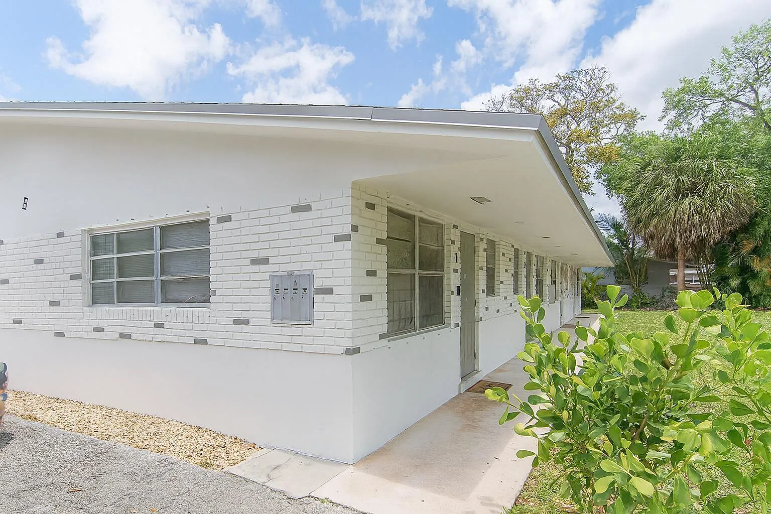 1 bed, 1.0 bath, 600 sqft, $1,499 — Photo 1