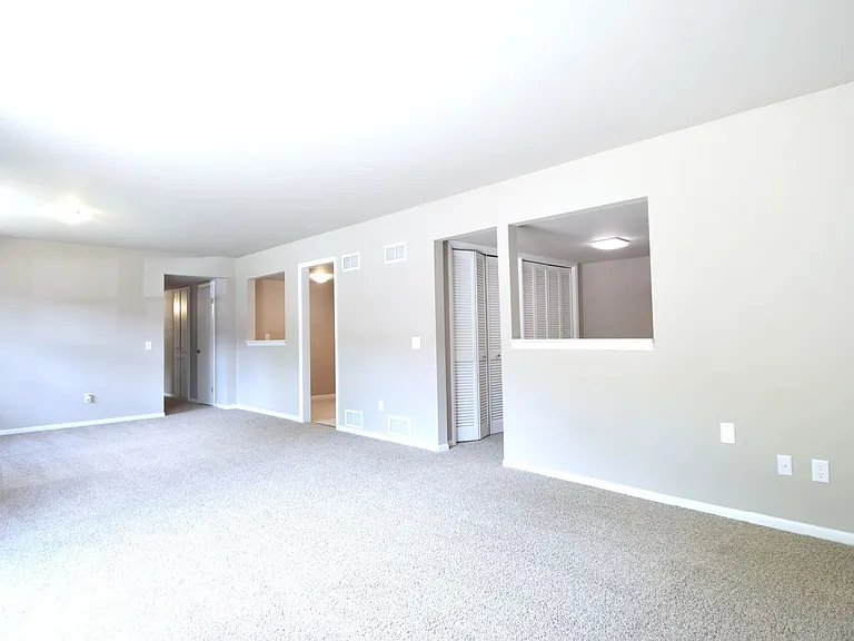 Woodland Reserve Apartments — Photo 58